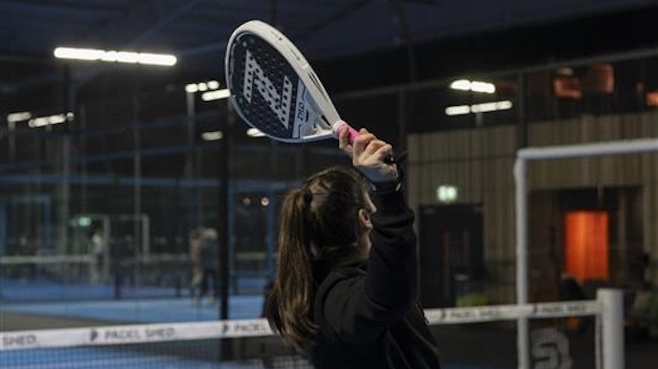What are the best padel rackets for beginners?